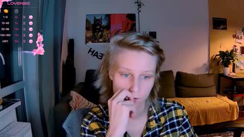 joy_keys online show from November 12, 3:34 pm