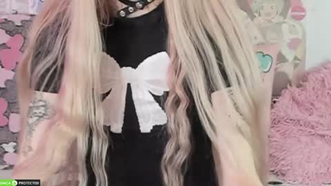 Joy Barker online show from April 20, 8:17 am