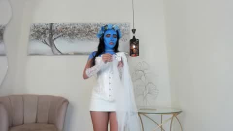 Joyce online show from October 31, 4:13 am