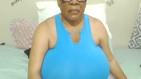 DairyQueen online show from October 16, 8:59 am