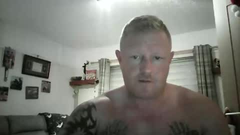 Snapshot of jp_sparky chatting on December 3, 7:23 pm jp_sparky online show from December 3, 7:23 pm