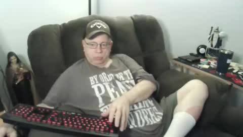 Snapshot of jpmel99 chatting on October 12, 9:25 pm jpmel99 online show from October 12, 9:25 pm