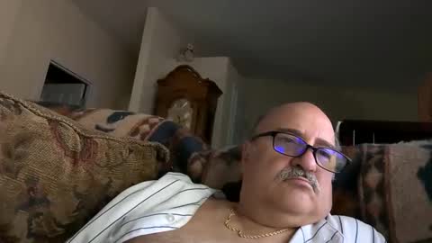 jr8in online show from September 22, 6:10 pm