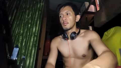 jrcmangubat23 online show from June 16, 12:41 pm