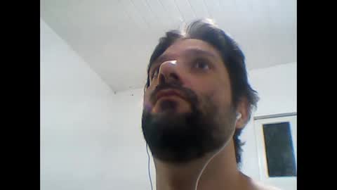 Snapshot of jrcsrodrigo chatting on March 15, 3:45 am jrcsrodrigo online show from March 15, 3:45 am