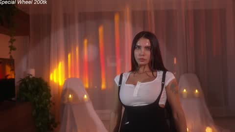 Snapshot of jseductiveart chatting on November 17, 8:58 pm Jennifer Diaz online show from November 17, 8:58 pm