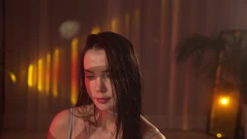 Jennifer Diaz online show from April 8, 9:04 pm