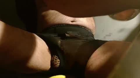 jsimon04 online show from April 25, 1:14 pm