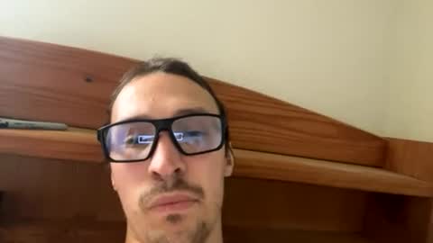 Orgasm324 online show from June 19, 1:37 pm