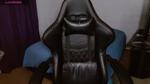 Jessi Dee online show from April 20, 2:03 am