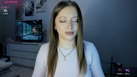 Julia and Julia online show from October 12, 7:02 pm