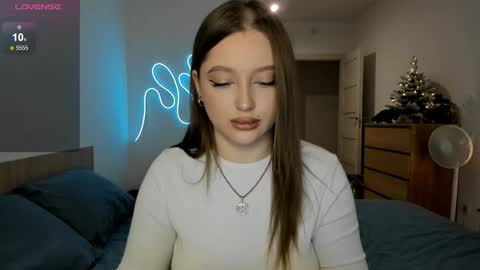 Julia and Julia online show from December 15, 1:37 pm