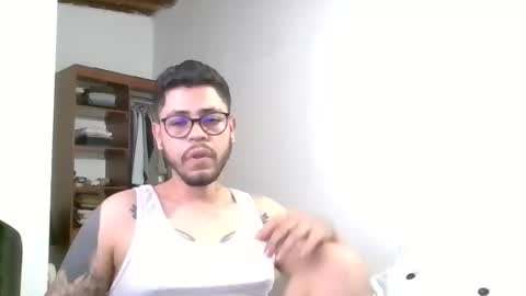 Juan Pablo online show from April 27, 11:03 pm