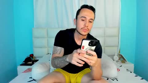 Juan online show from November 4, 10:42 pm