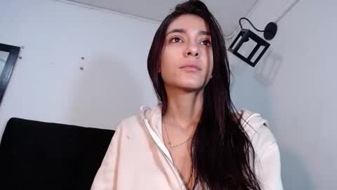    online show from December 17, 12:22 pm