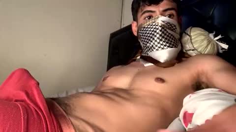 lJuanl online show from May 4, 3:08 pm