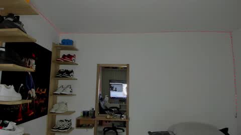Snapshot of juan_fit2024 chatting on December 8, 5:22 pm juan online show from December 8, 5:22 pm