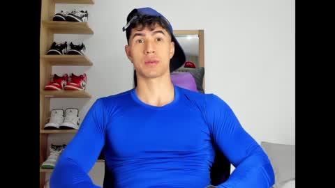 Snapshot of juan_fit2024 chatting on December 21, 1:58 am juan online show from December 21, 1:58 am
