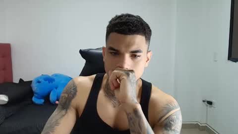 juan_gomez_1 online show from December 2, 11:45 pm