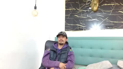 JUAN JOSE online show from January 12, 3:23 am