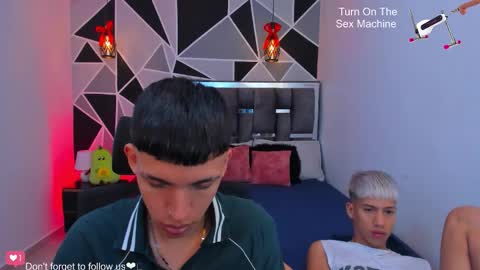 JuanSteven online show from March 31, 2:46 am