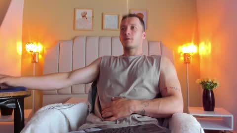 JUAN online show from October 21, 12:50 pm