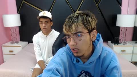 Snapshot of juan_saul1 chatting on April 19, 10:14 am juan_saul1 online show from April 19, 10:14 am