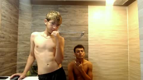 Snapshot of juan_saul1 chatting on April 27, 7:12 pm juan_saul1 online show from April 27, 7:12 pm