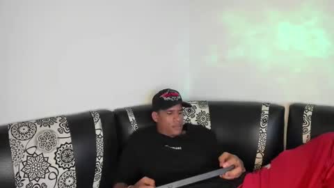Snapshot of juanbigcock21cm chatting on April 30, 9:08 pm juan jose online show from April 30, 9:08 pm