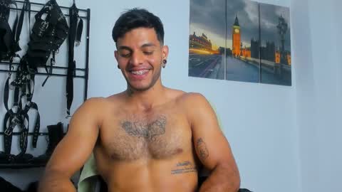 Juan Esteban online show from October 18, 3:53 am