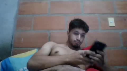 Snapshot of juanc23_371 chatting on December 9, 11:03 pm juanc23_371 online show from December 9, 11:03 pm