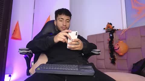 juancamilo66_ online show from November 5, 2:55 am