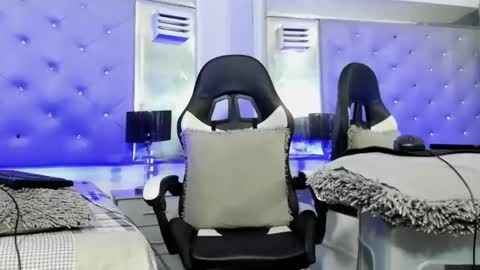 Juan Diego Uribe online show from February 8, 5:29 pm