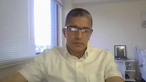 Snapshot of juanearth1 chatting on February 16, 10:28 pm juanearth1 online show from February 16, 10:28 pm