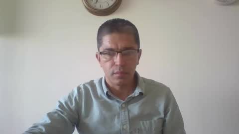 Snapshot of juanearth1 chatting on May 27, 9:34 pm juanearth1 online show from May 27, 9:34 pm