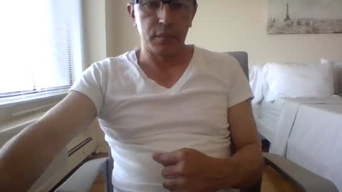 Snapshot of juanearth1 chatting on August 4, 10:12 pm juanearth1 online show from August 4, 10:12 pm