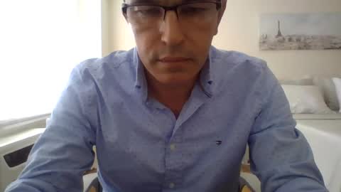 Snapshot of juanearth1 chatting on August 6, 2:08 pm juanearth1 online show from August 6, 2:08 pm