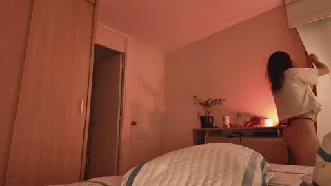 juanilla99 online show from November 24, 5:07 am