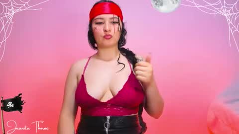 Snapshot of juanita_thorne1 chatting on October 31, 12:22 am JUANITA THORNE 2 online show from October 31, 12:22 am