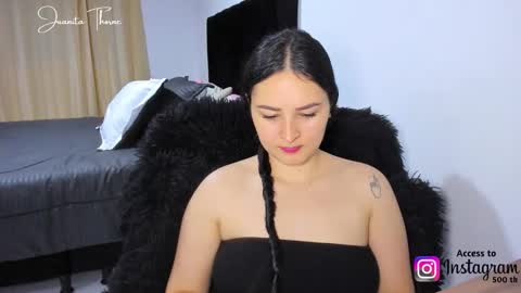 Snapshot of juanita_thorne1 chatting on December 4, 12:20 am JUANITA THORNE 2 online show from December 4, 12:20 am