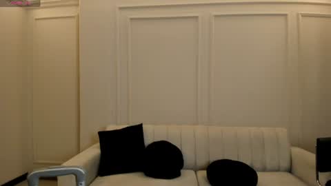 Juanita Clay online show from July 24, 6:50 pm