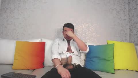 Juan k online show from September 23, 2:42 pm