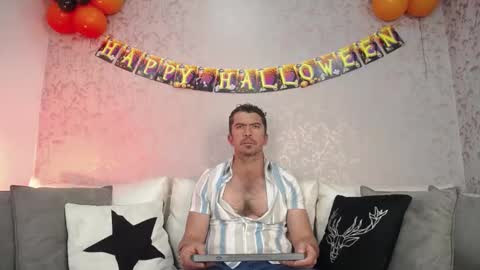 Juan k online show from October 7, 2:14 pm