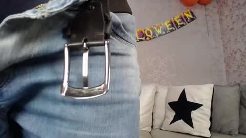 Juan k online show from October 10, 2:16 pm