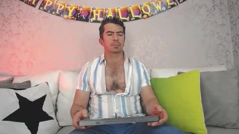 Juan k online show from October 21, 1:56 pm