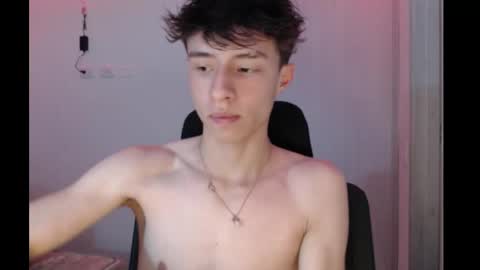 Snapshot of juanmres chatting on December 5, 11:52 am juanmres online show from December 5, 11:52 am