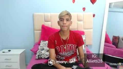 juanse18hot online show from November 4, 5:50 am