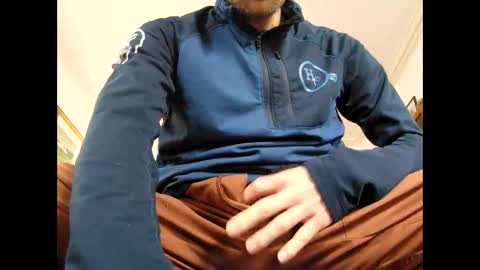 Snapshot of judah25 chatting on February 22, 7:01 pm Jude online show from February 22, 7:01 pm