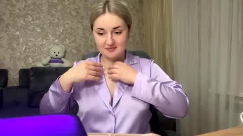 JudeValenti online show from October 23, 5:01 pm