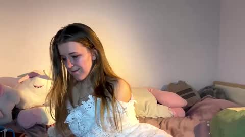 Snapshot of judieswales chatting on December 15, 7:51 pm Gera online show from December 15, 7:51 pm